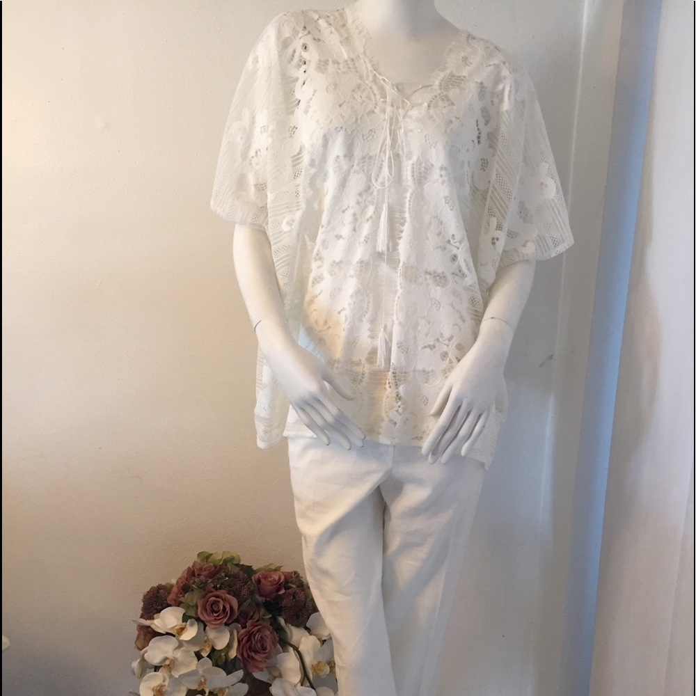 Beautiful White Lace Elegant Nurture Ladies Top